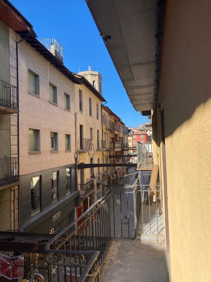 Heritage Apartments Cerdanya Al Carrer Major I Parking Puigcerdà Exterior photo